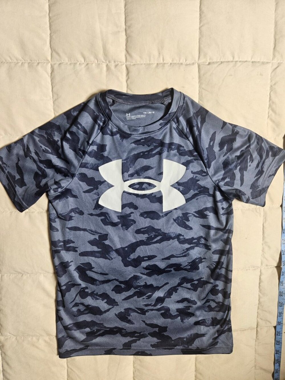Under Armour Youth Camo T-Shirt YM Gray Athletic Tee